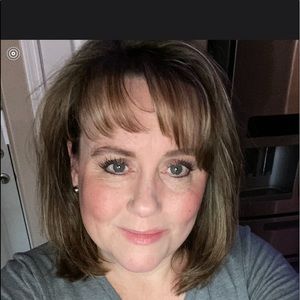 Meet your Posher, Christie